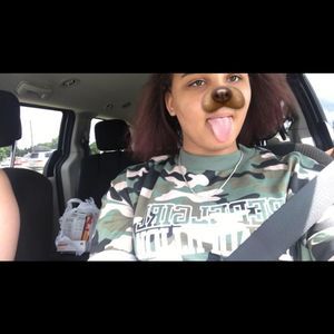 Meet your Posher, Tiffany